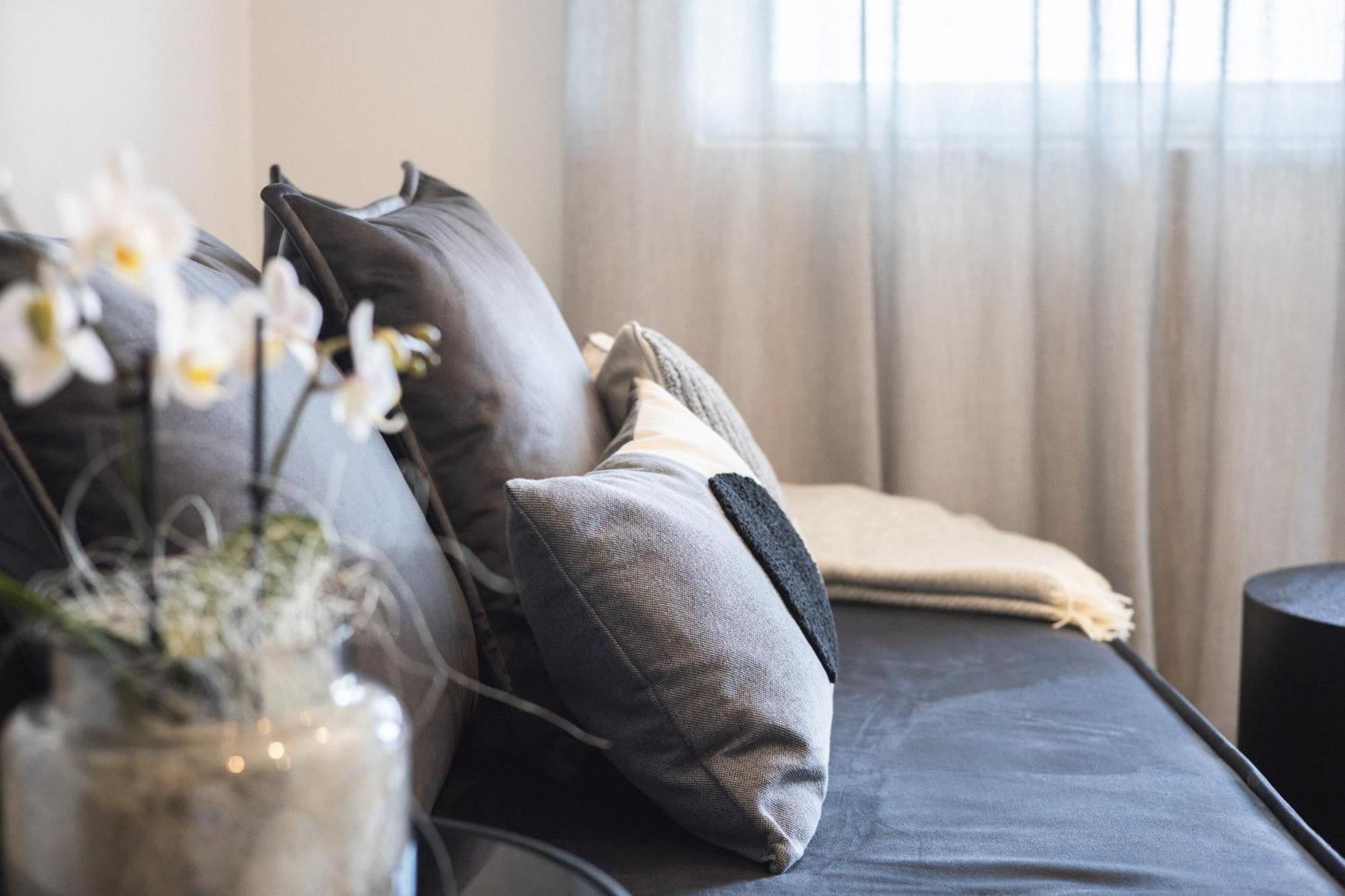 Luxe Vista Apartment